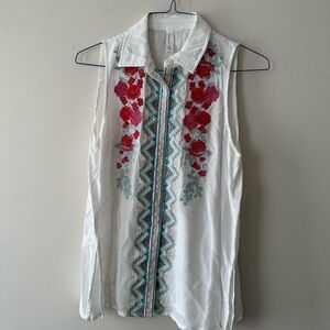 Garden Girl Embroidered Floral Red Blue Green Button Down Sleeveless White Top M